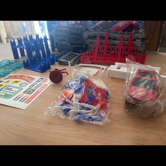 Dream of Tracks 5 Contest Toy car track New in box ages 3+ - Picture 5 of 13